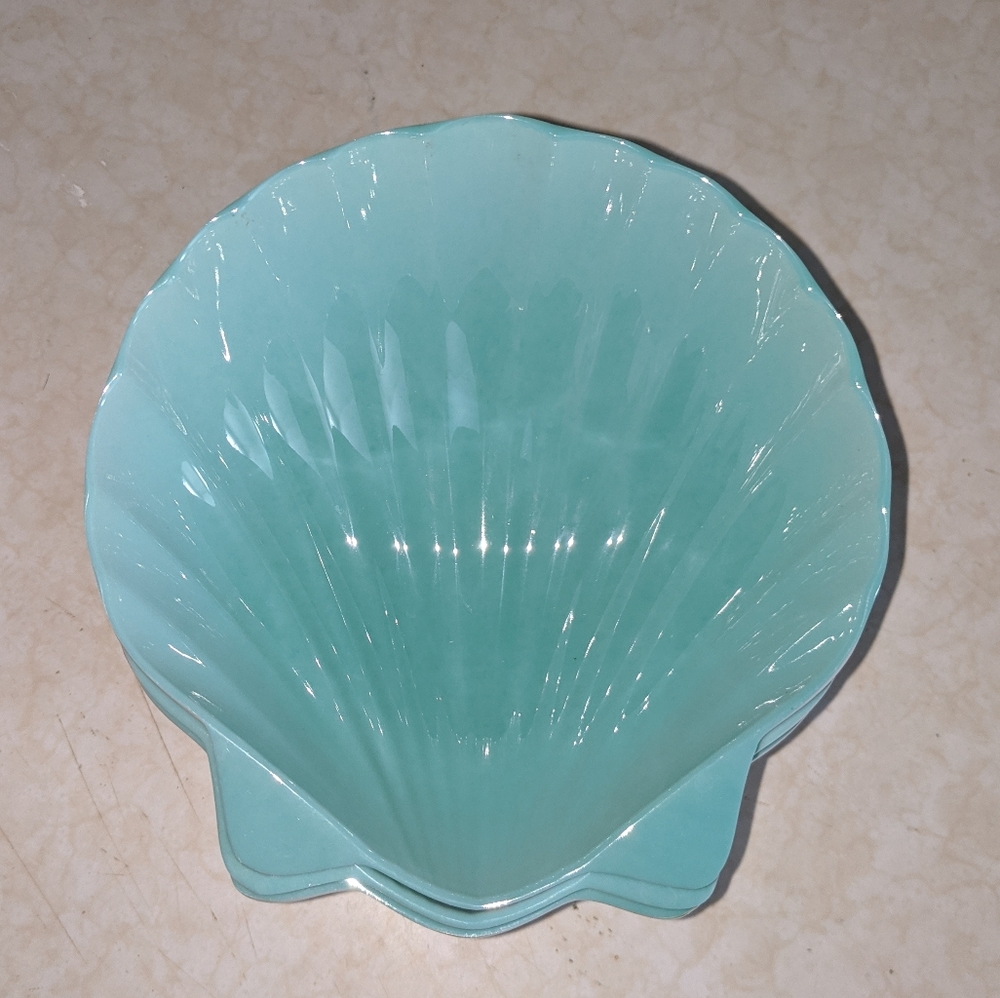Seashell bowls